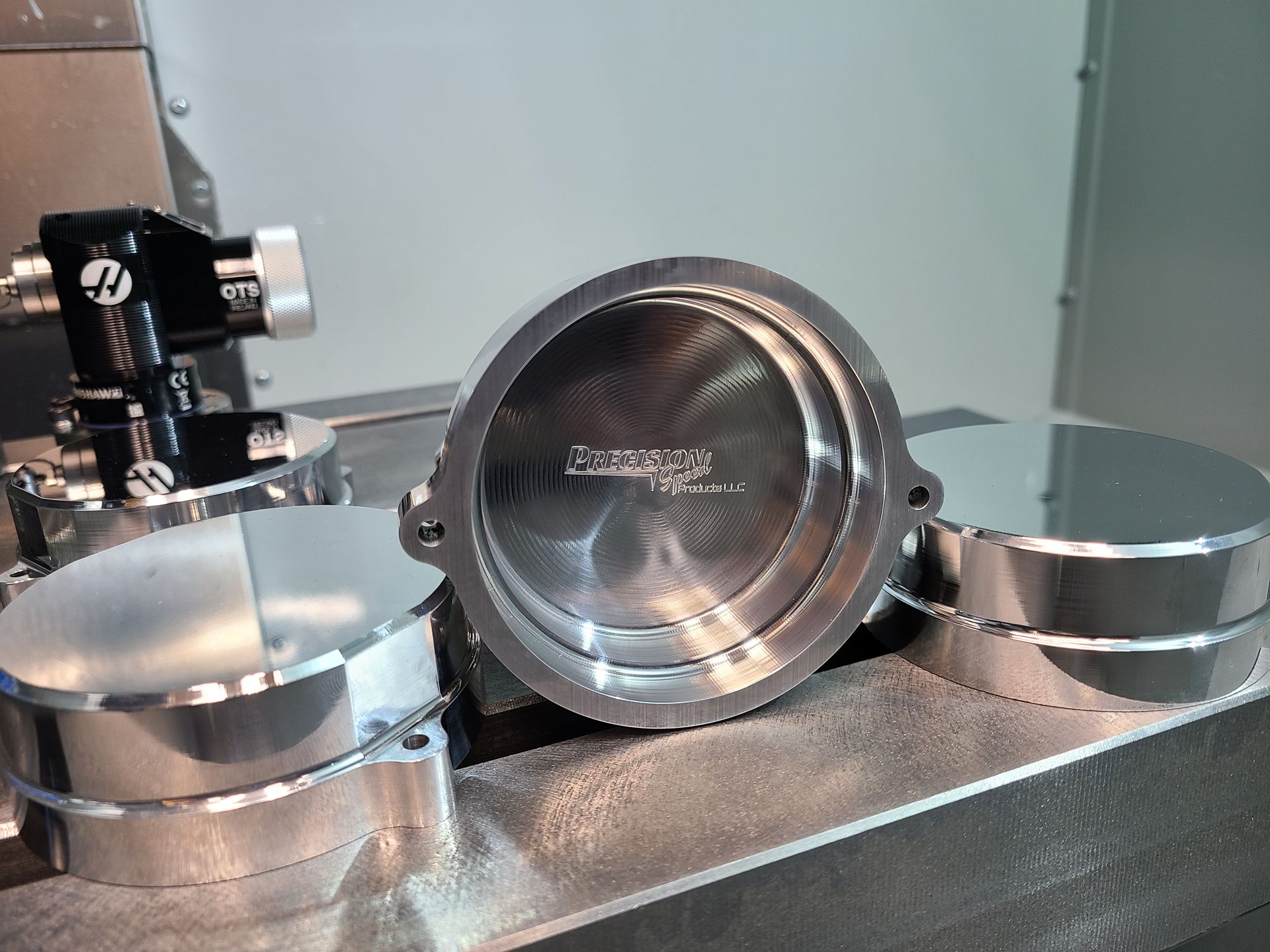 Distributor cover KA24DE