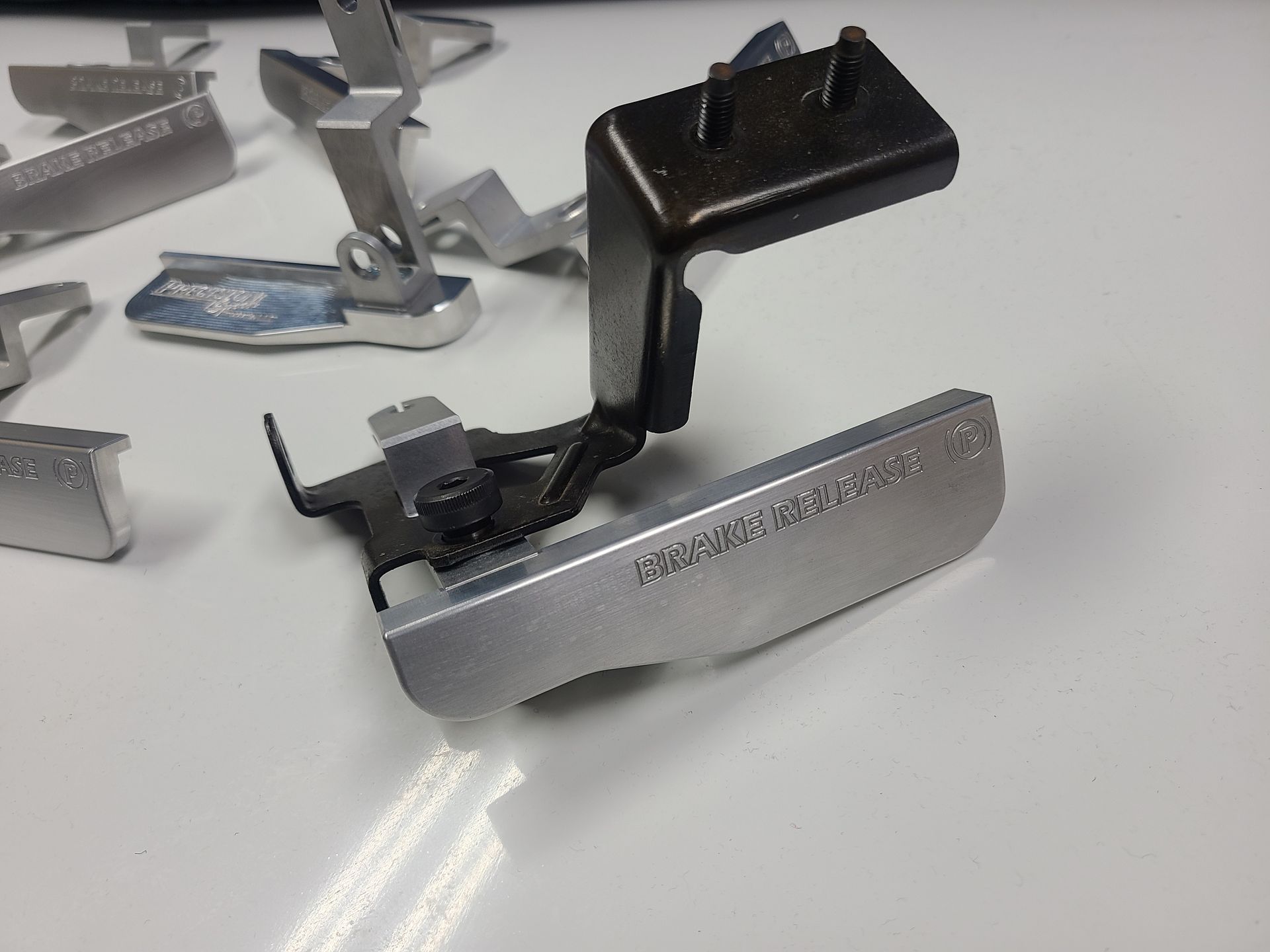 Superduty 99-07 - Billet parking brake release handle
