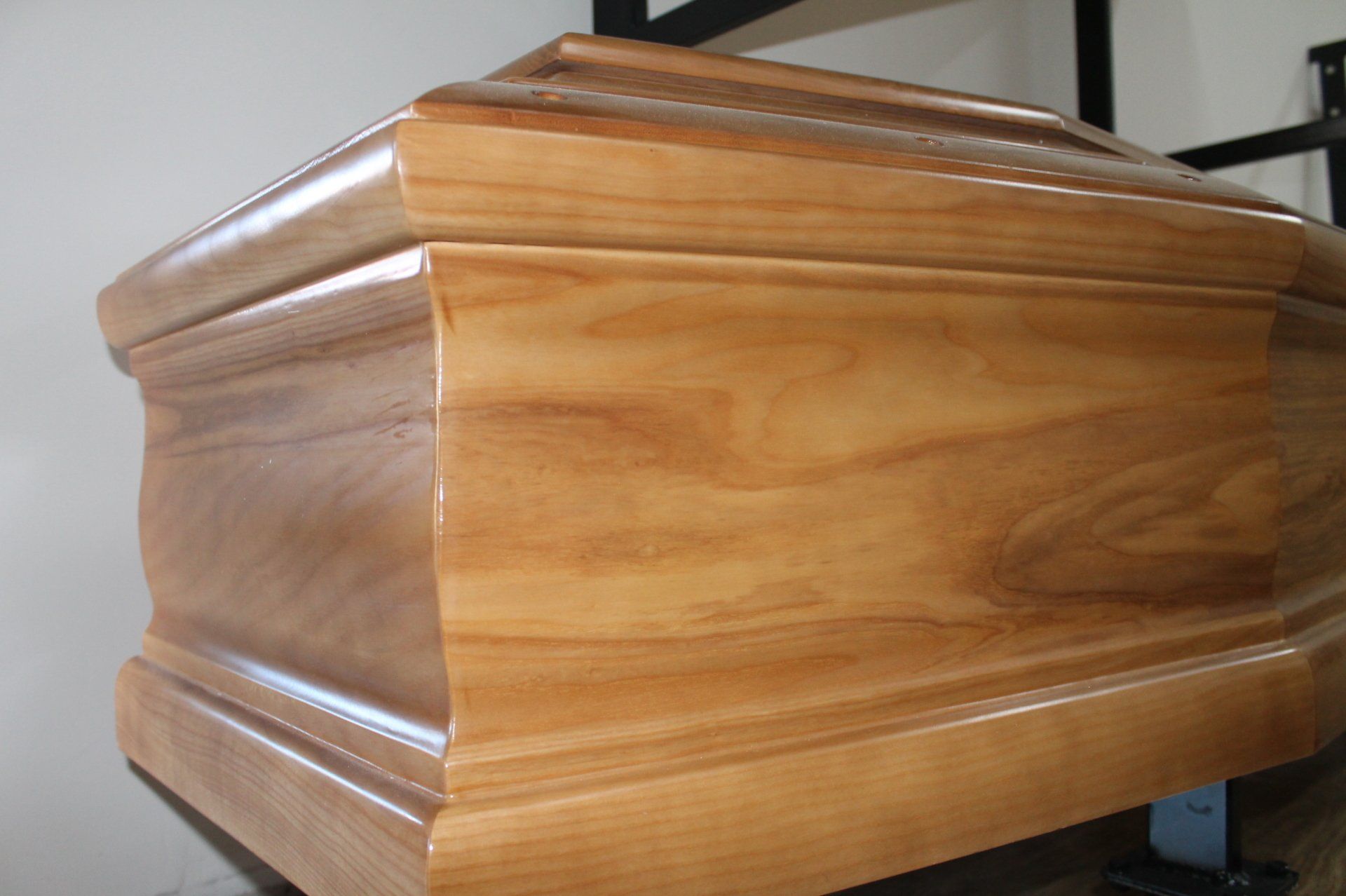 cofano in legno