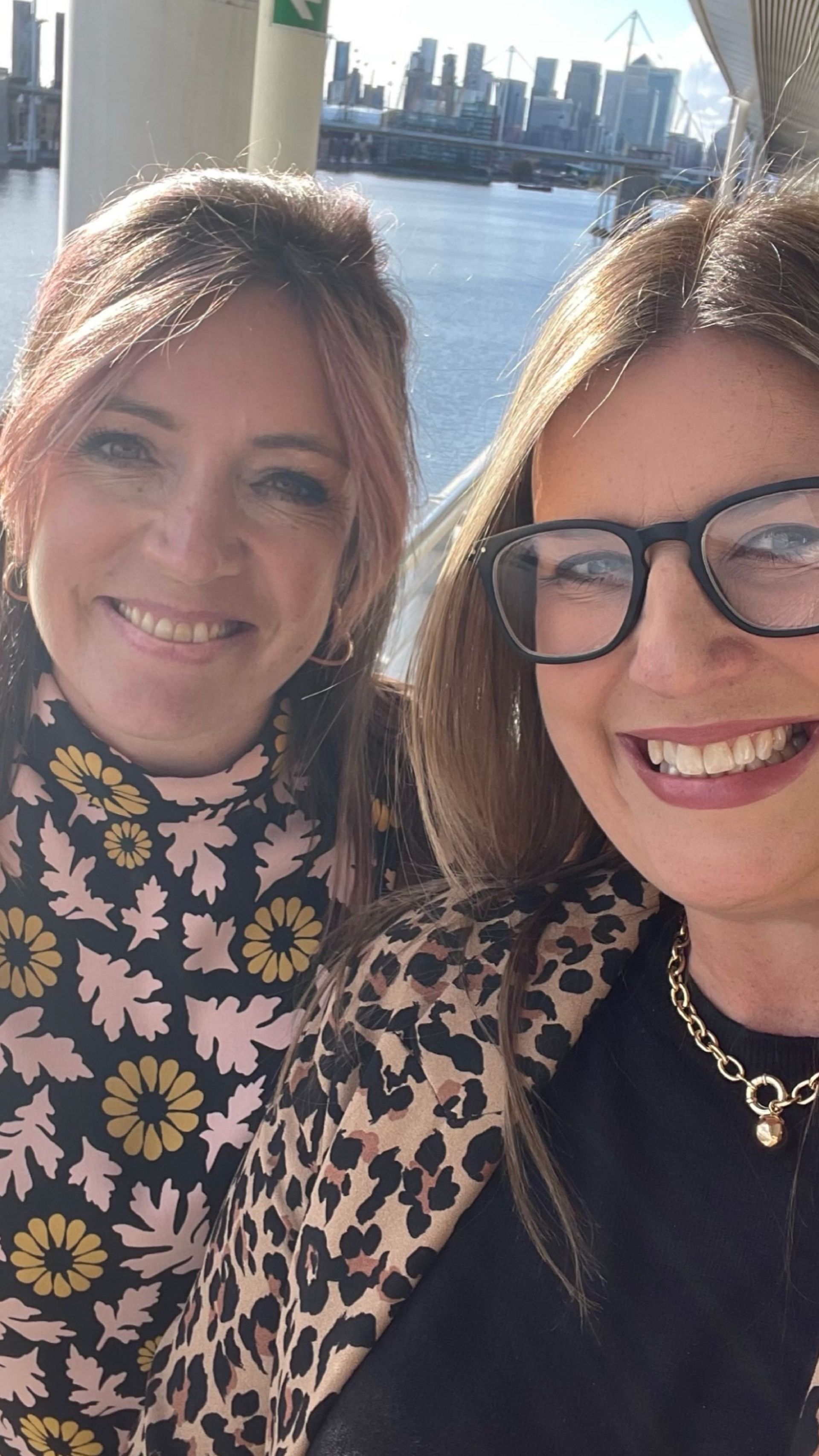 2 women smiling