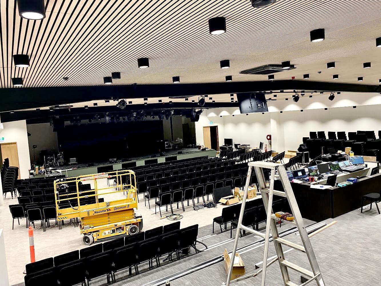 Adelaide commercial electrical contractors