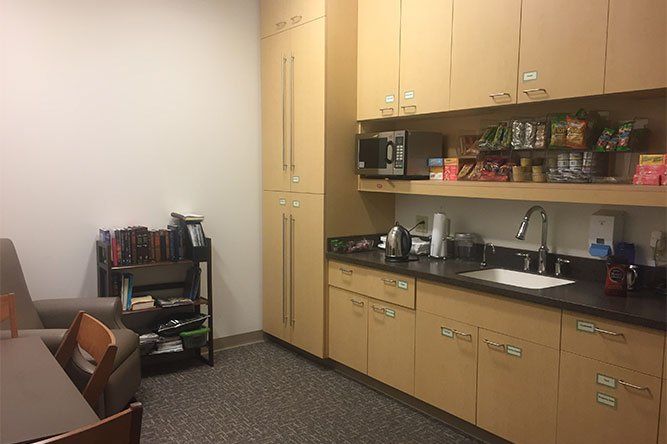 UH Ahuja's Bikur Cholim lounge