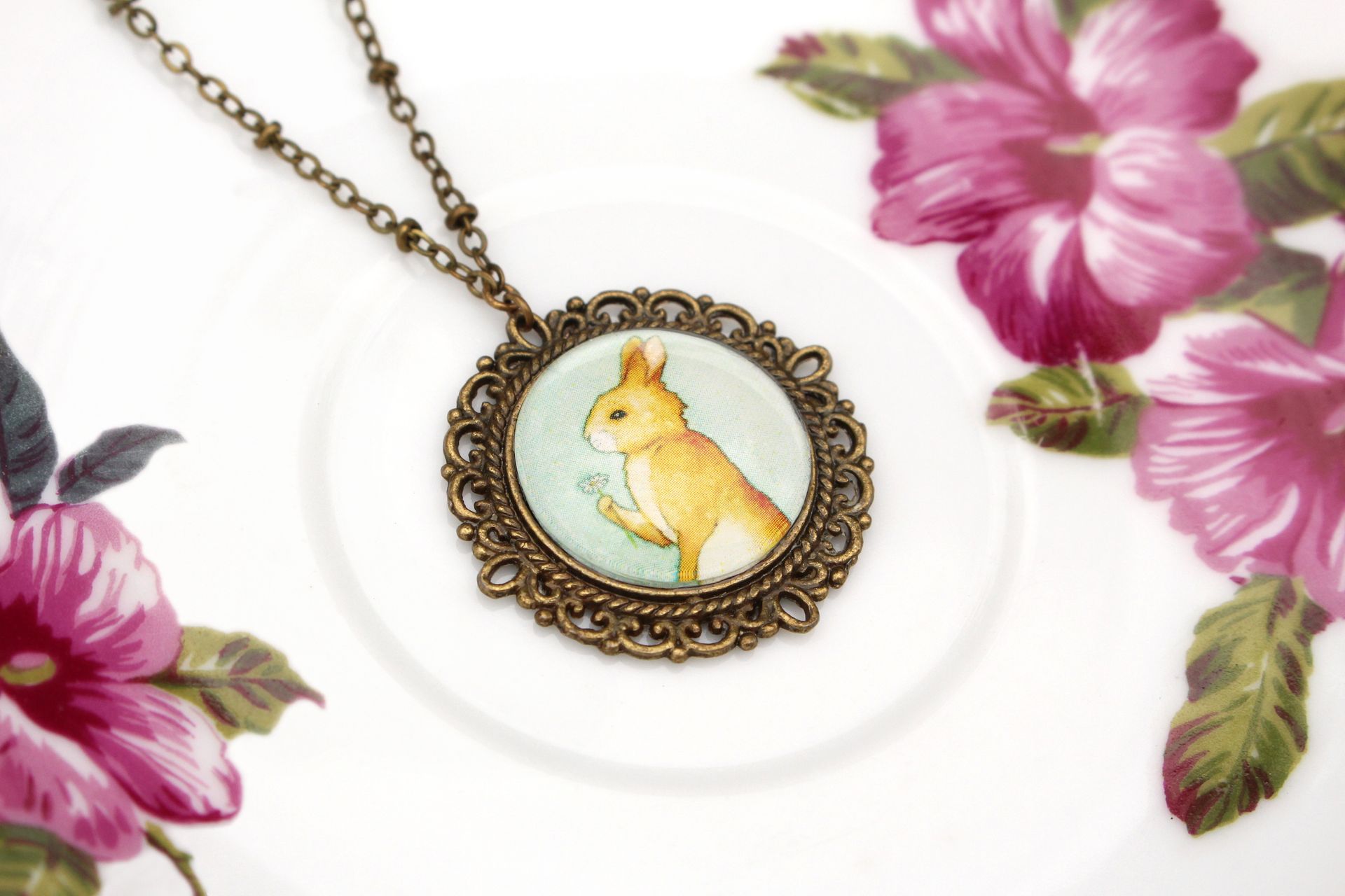 Daisy Bunny Cabochon Necklace