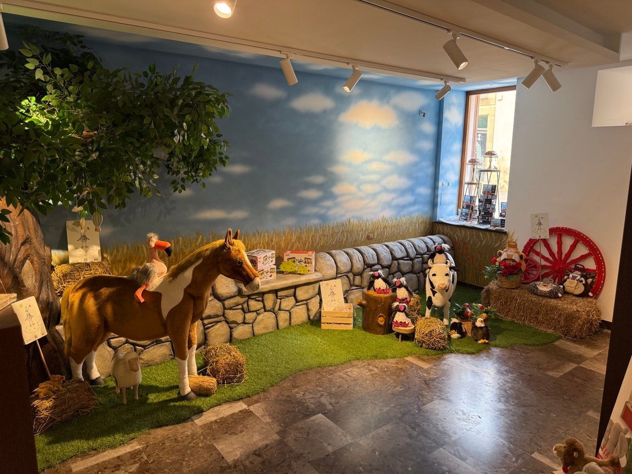 interno  negozio  GIACOMINO  STORE 
