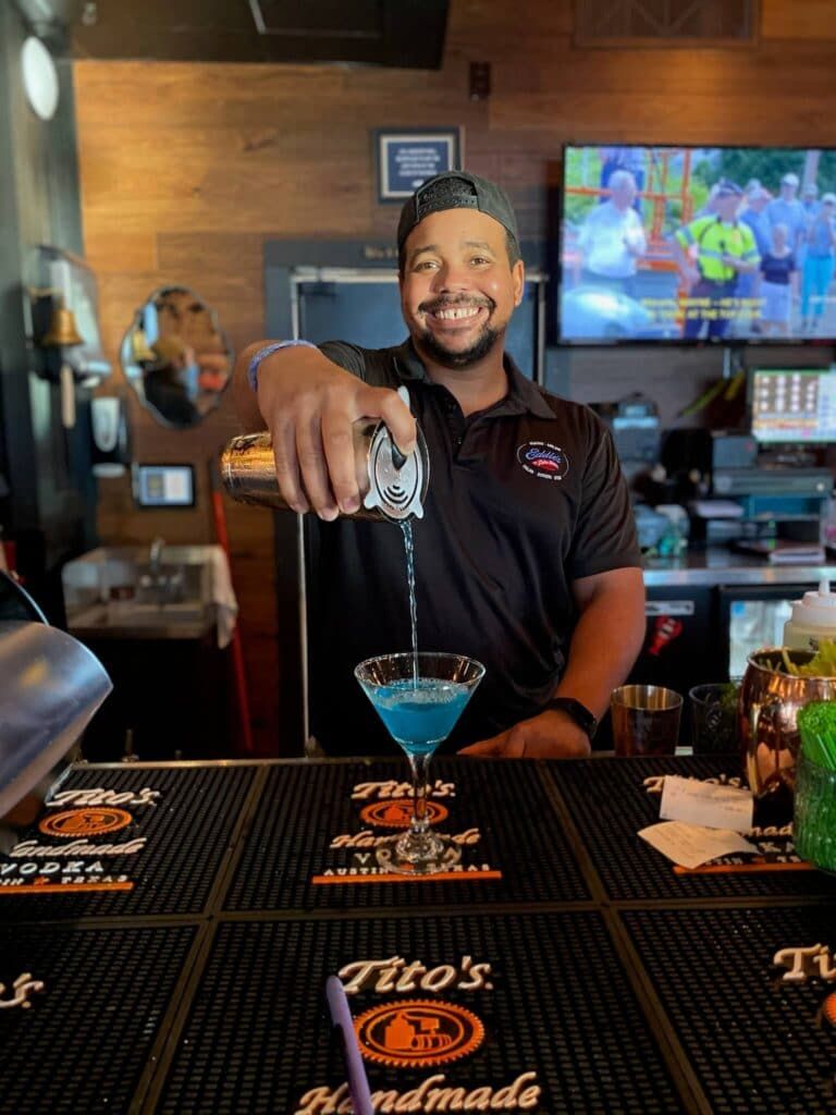 Bar Manager Shalando Rankin is November’s Employee of the Month