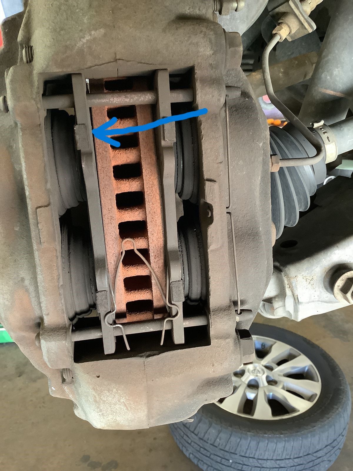 Why do my brakes make noise auto tech Martinsville va 24112