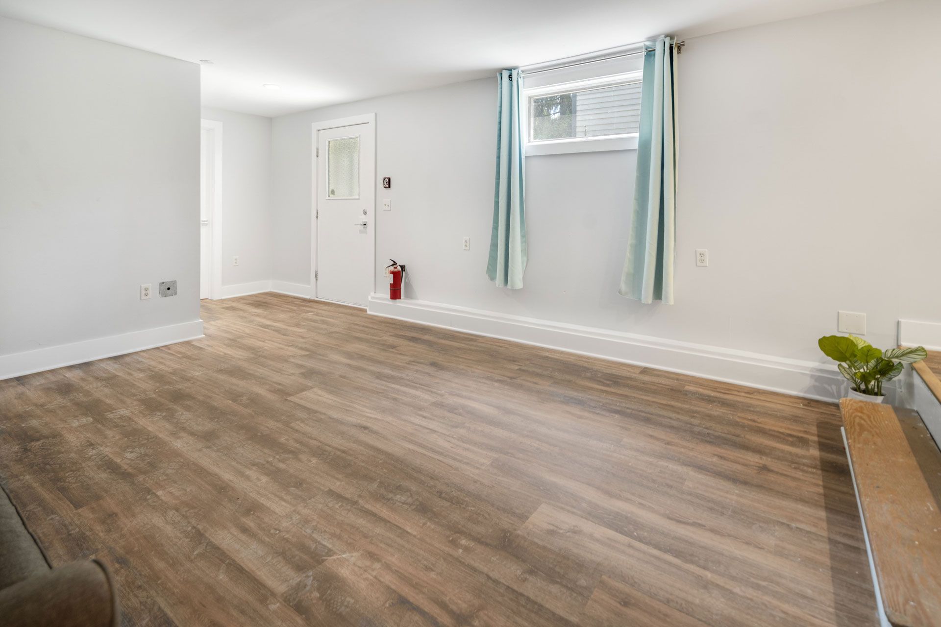 404 University Avenue Unit 5