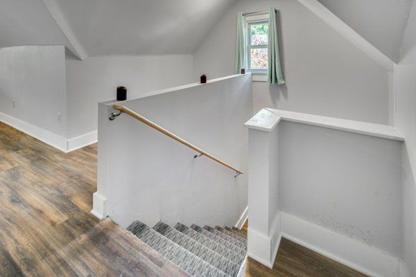 601 E State Street stairs