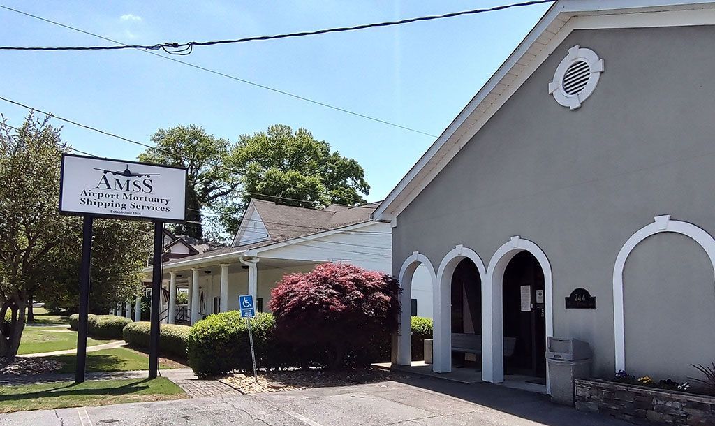 Airport Mortuary Shipping Services front view from the street