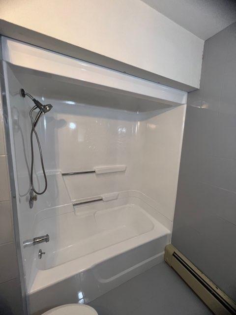 Anthony's Reglazing | Tub Reglazing | Old Westbury, NY
