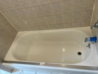 Anthony's Reglazing | Tub Reglazing | Old Westbury, NY