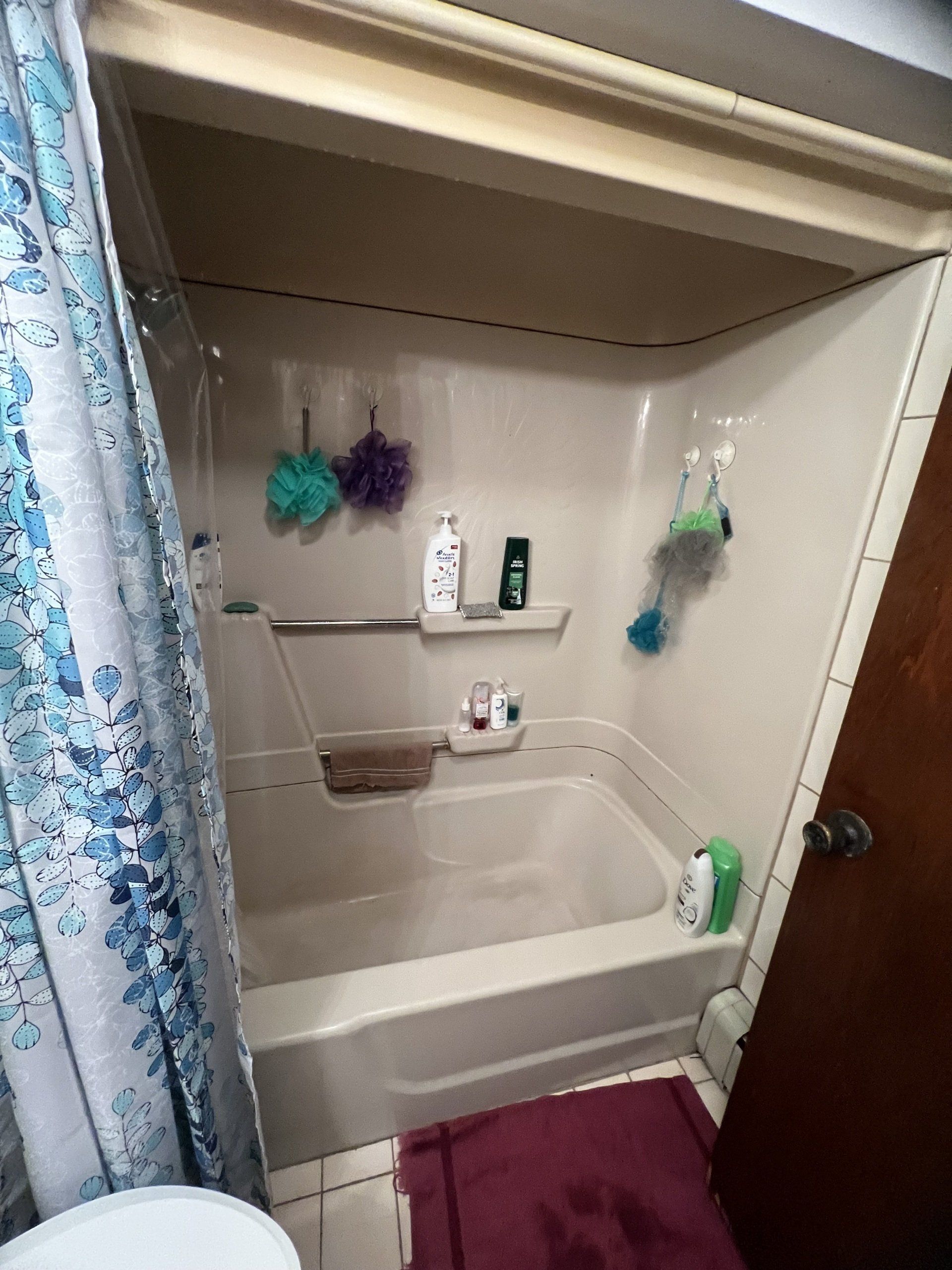 Anthony's Reglazing | Tub Reglazing | Old Westbury, NY