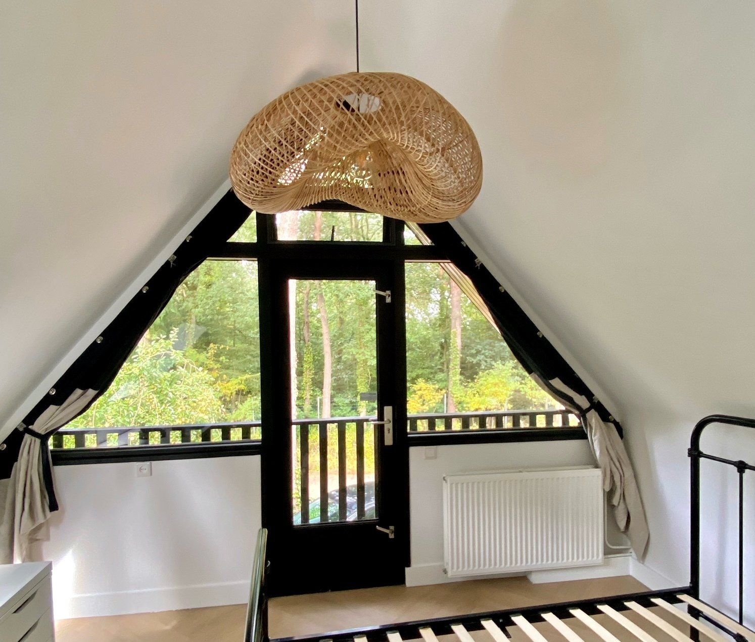 canvas gordijn canvas gordijn - schuin gordijn - gerecycled tentdoek gordijn - duurzame gordijnen - gordijnen op maat