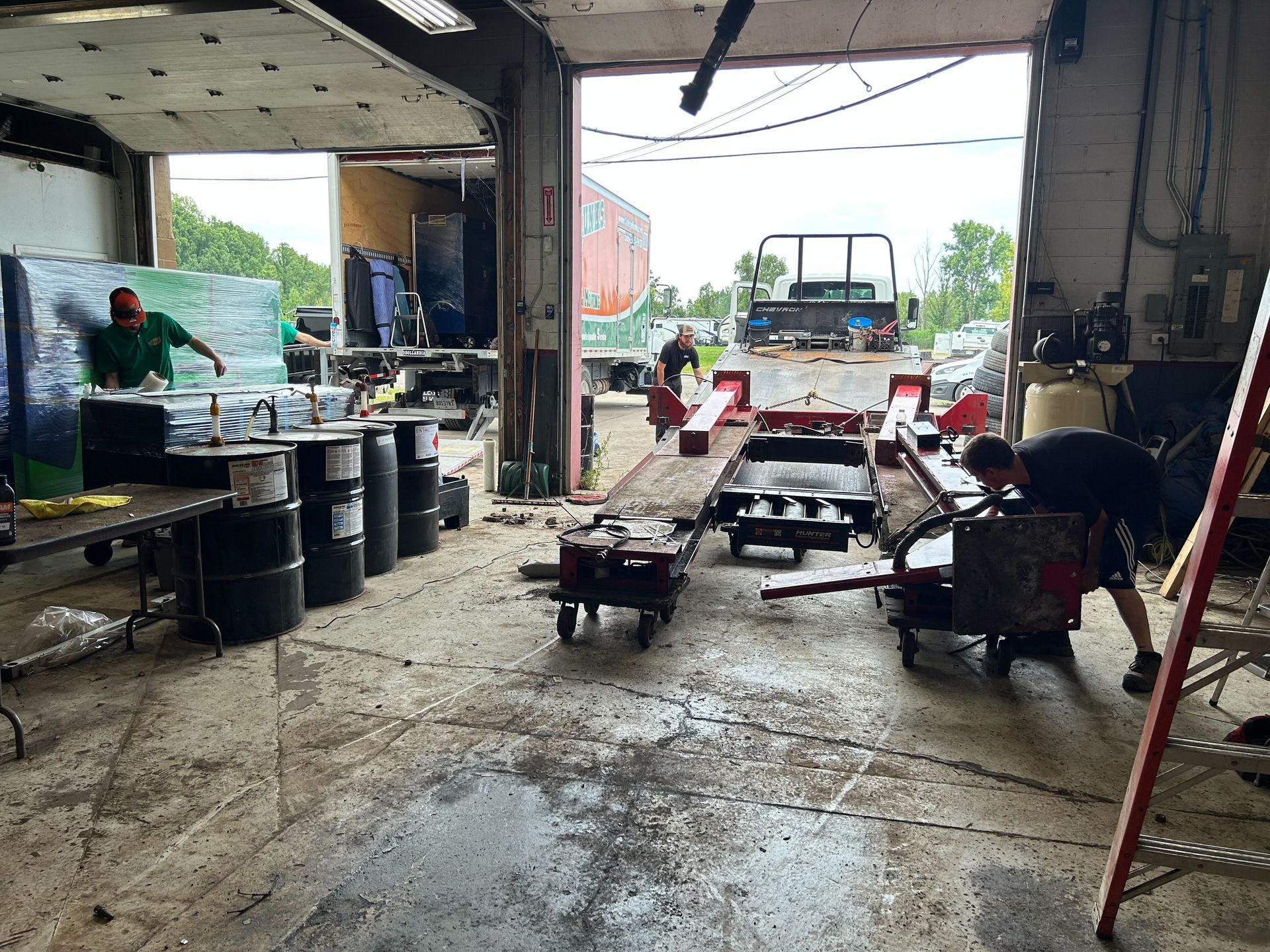 Auto Repair Shop Work Area With Tools And Equipment | Auto DR