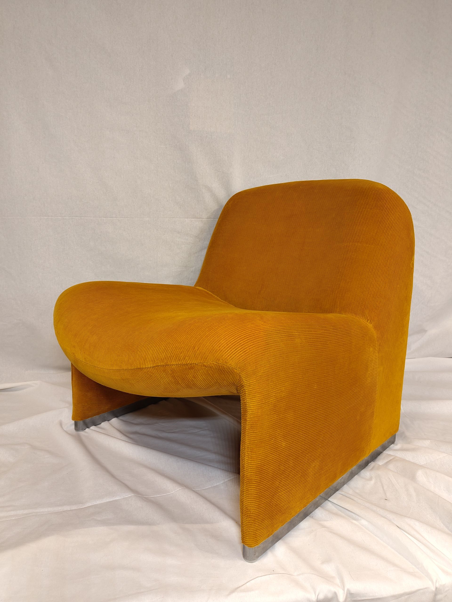 Giancarlo Piretti
Artifort Alky