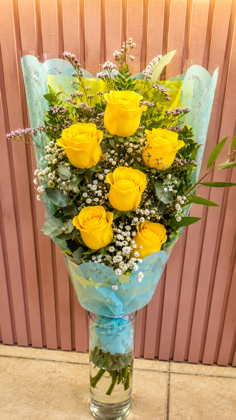 Ramo de 6 rosas importadas