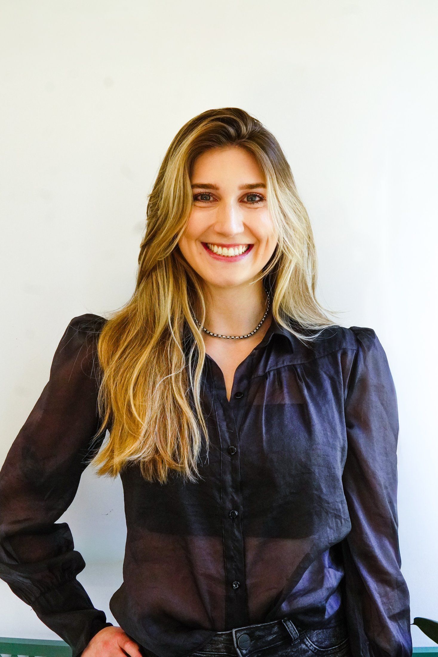 Gabriele Figueiredo, Case Manager