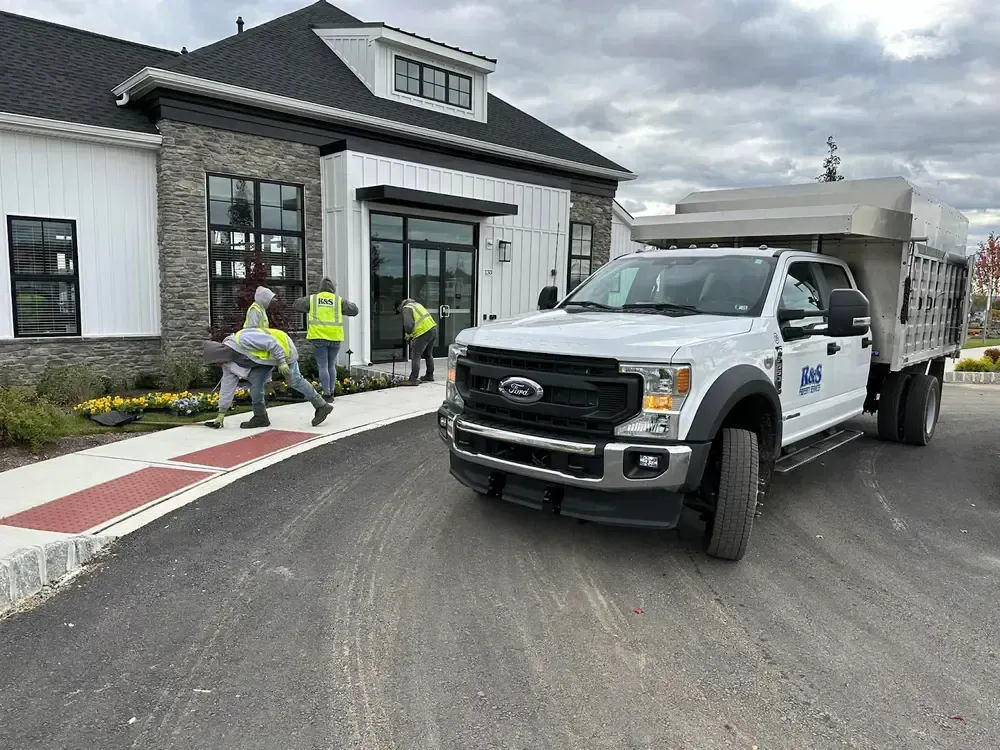 chester county hardscaping, hardscaping west chester pa, hardscape contractor chester county pa, hardscaping pottstown pa, landscape design chester springs pa, professional, workers, lawn, masonry, grass, process, workmanship