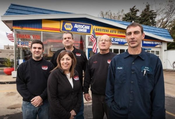 Greitens Auto Team