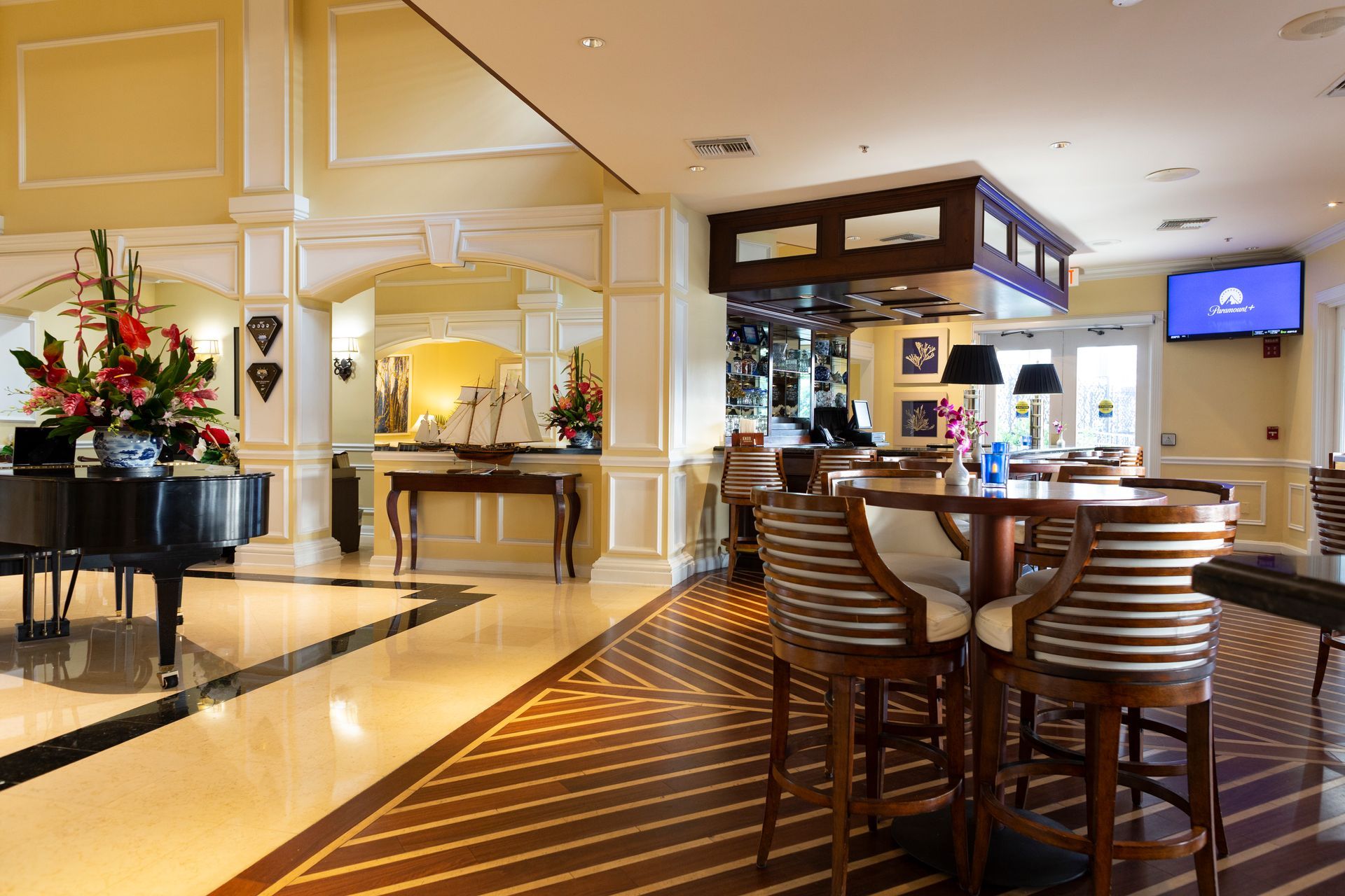 Hotel bar