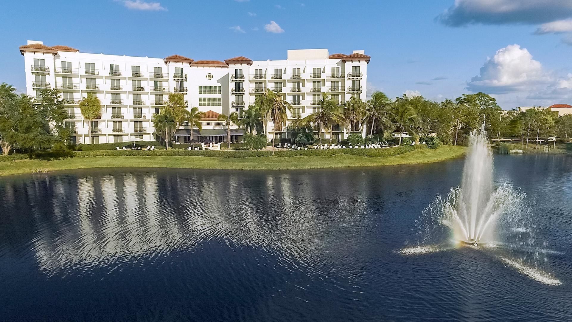 Inn at Pelican Bay
