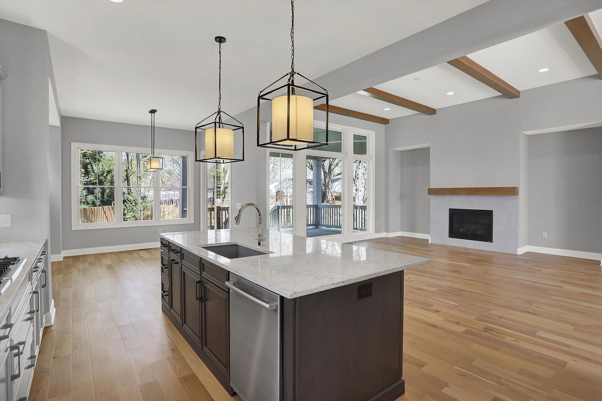Modern Transitional Kitchen Remodel by 1ST PROSERVICE LLC — Project 1 project photo