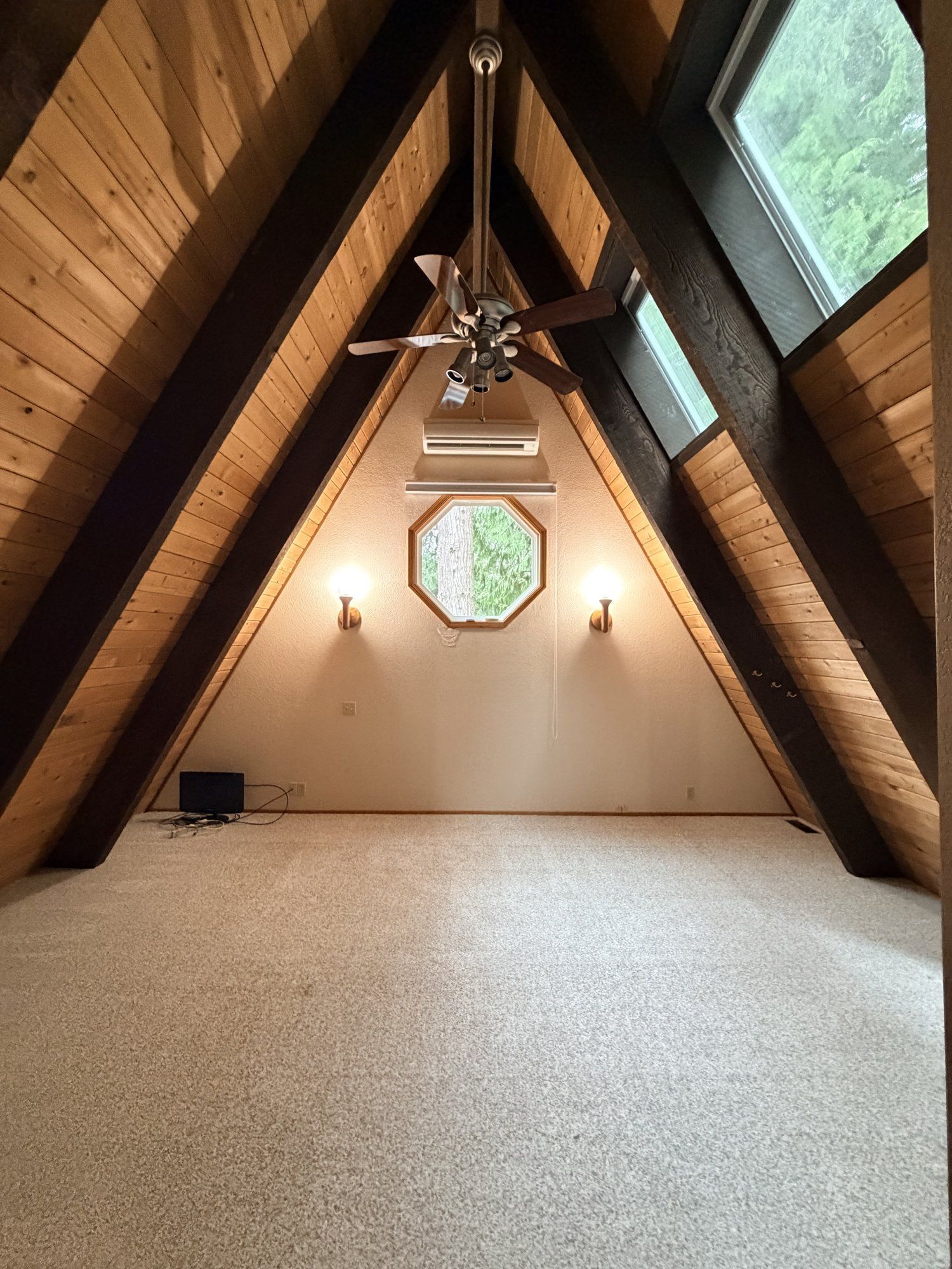 Primary Suite before remodeling