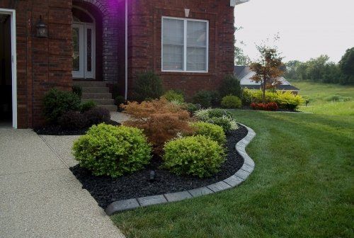 Landscape curbing in Slatestone in Charlestown, IN