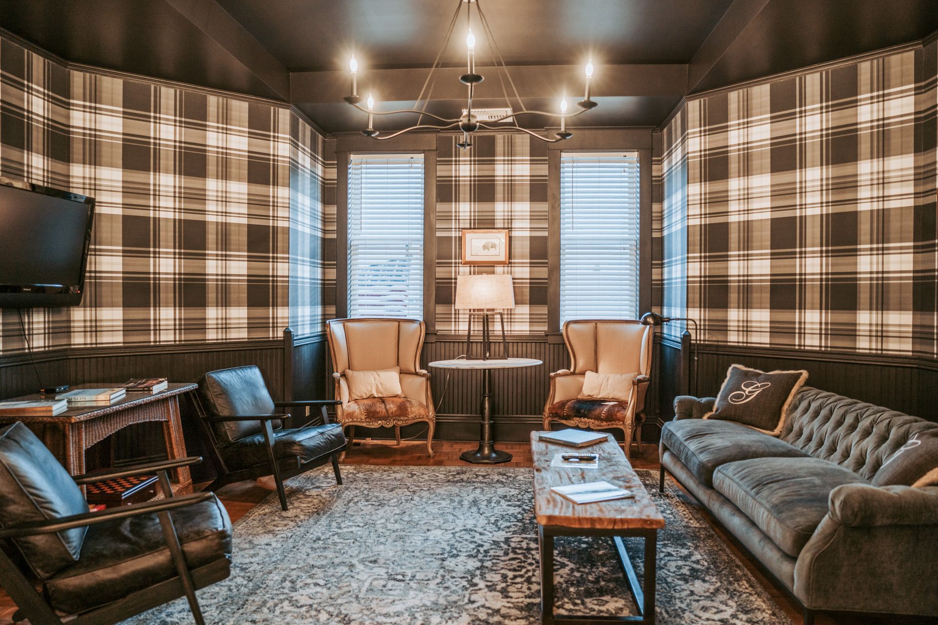 Grand Parlor