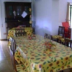 sala da pranzo tavoli