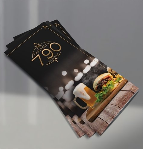 Uma pilha de panfletos com o número 190 neles