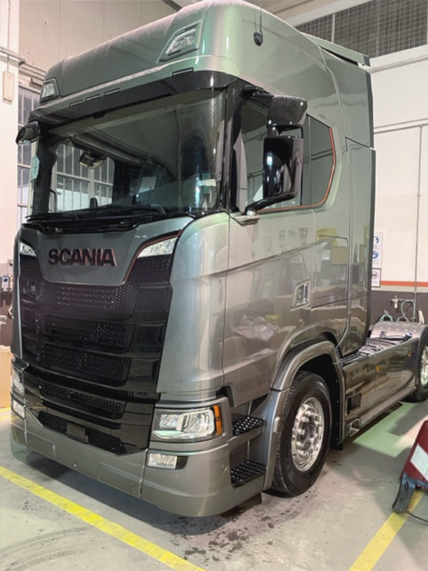 Carrozzeria camion Scania. Carrozzeria Settecrociari Cesena