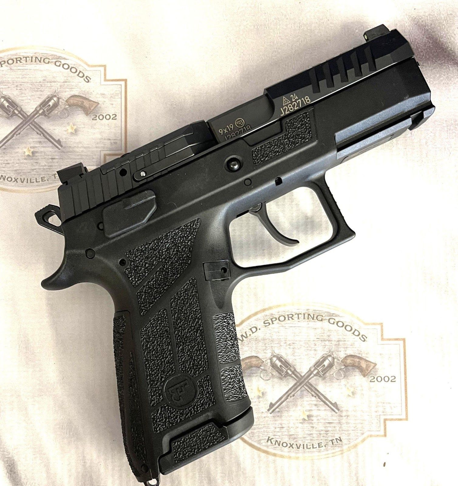 P-09 NOCTURNE