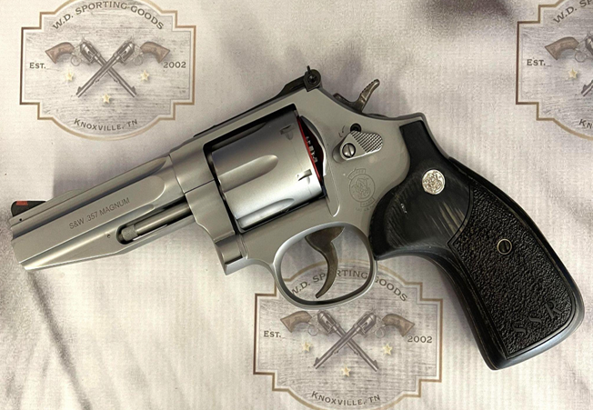SMITH & WESSON 686-6SSR Pro-Series