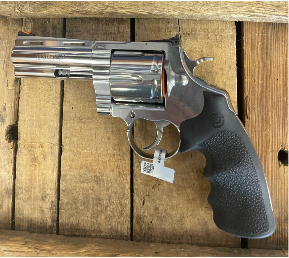 Colt Anaconda (3)