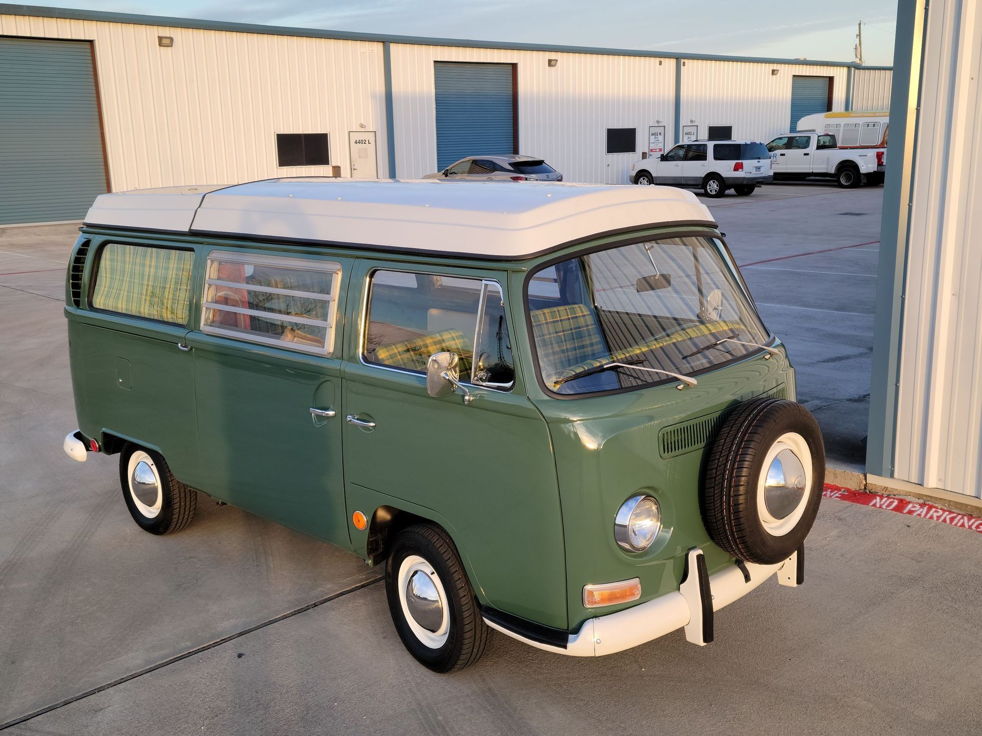 VW Bus