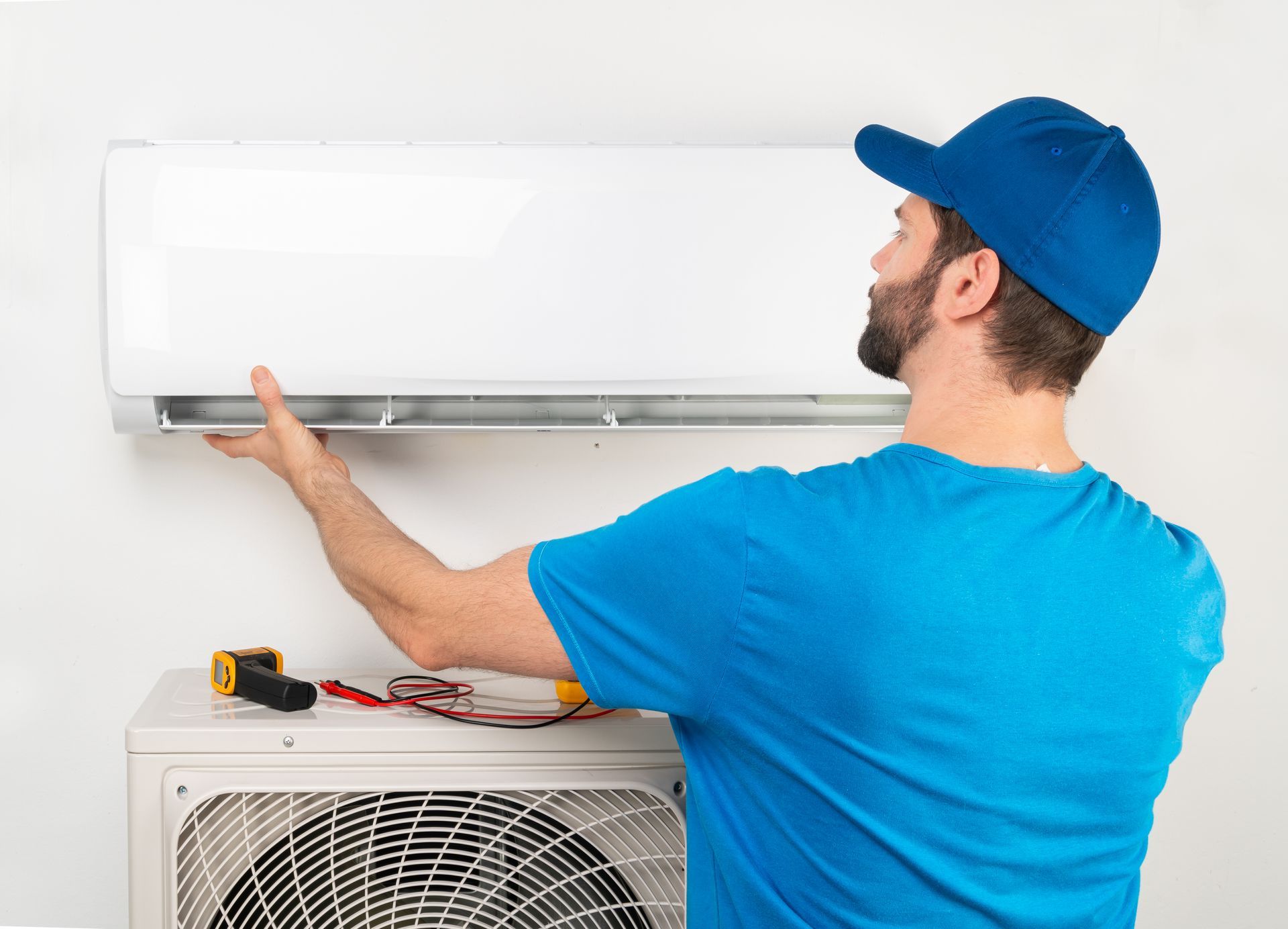 Aircon mini split head Installation.