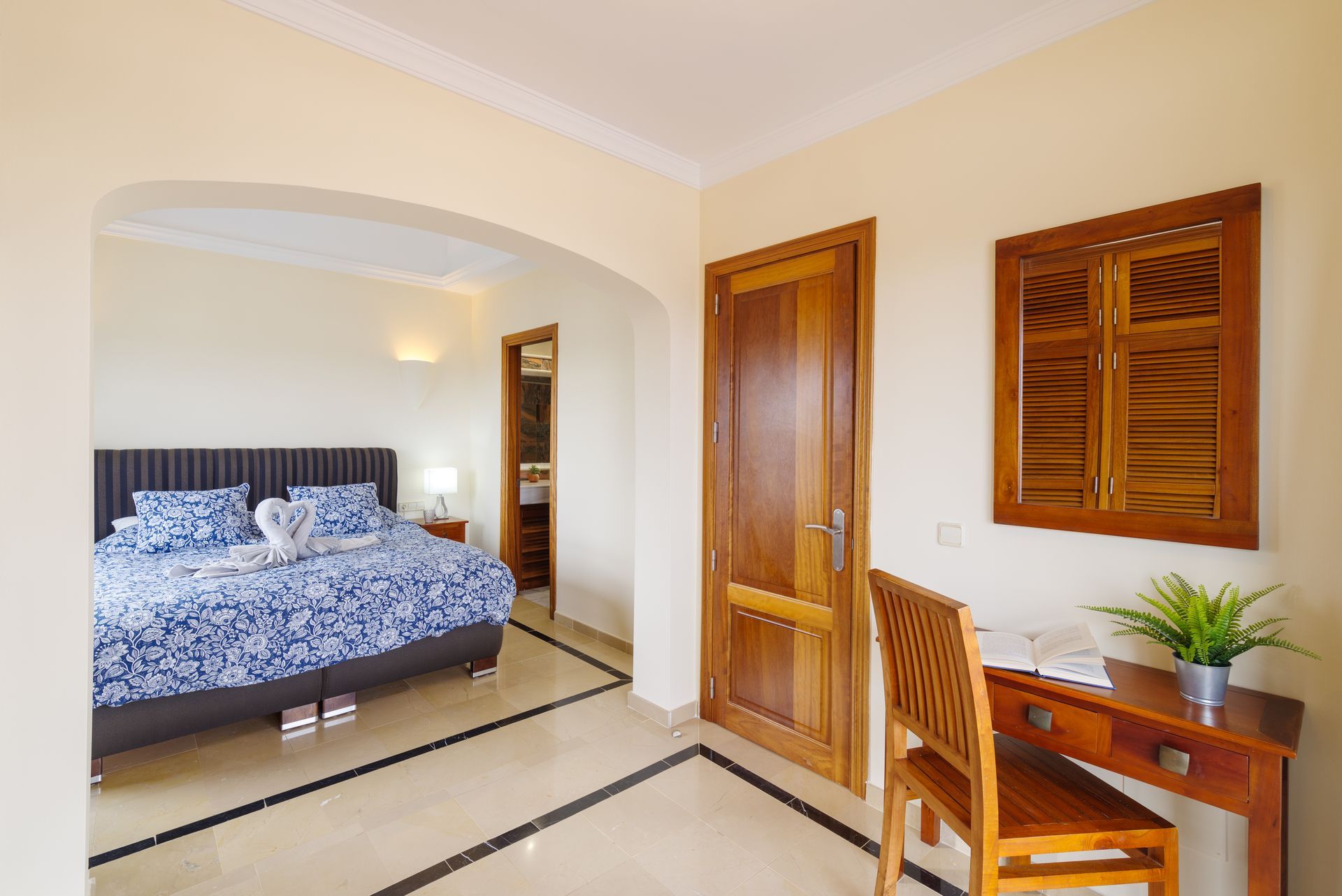 Master-Bedroom