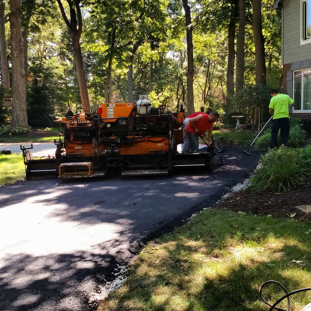 Asphalt Paving Driveway