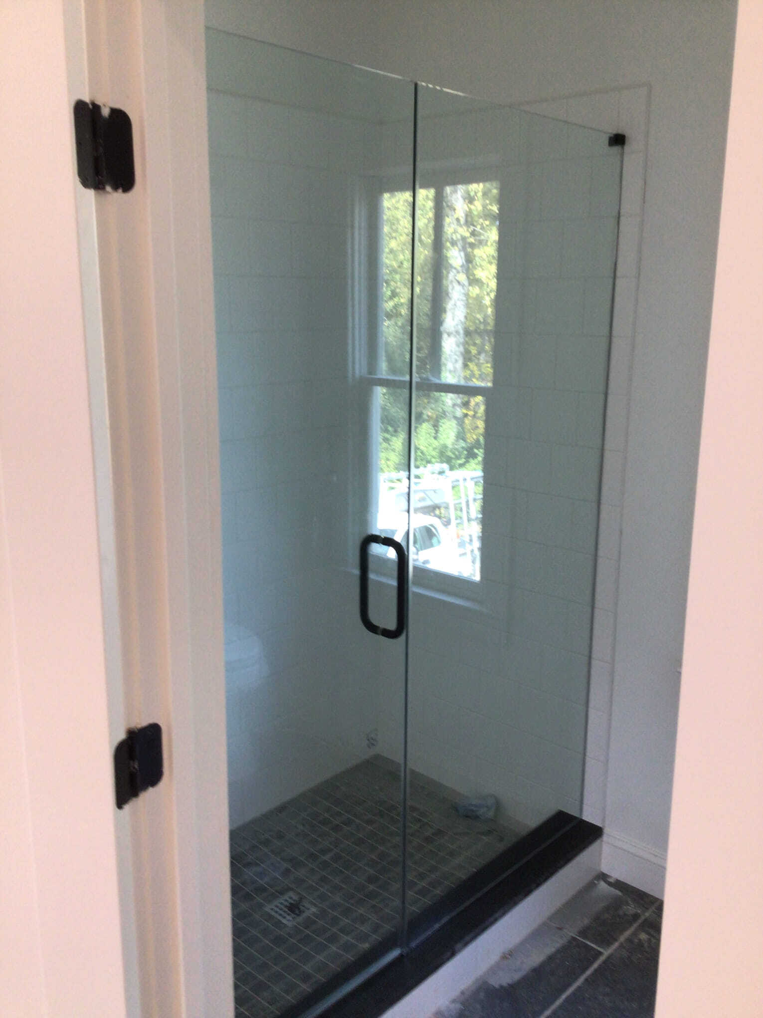Frameless Show Enclosures - Doors By Mike