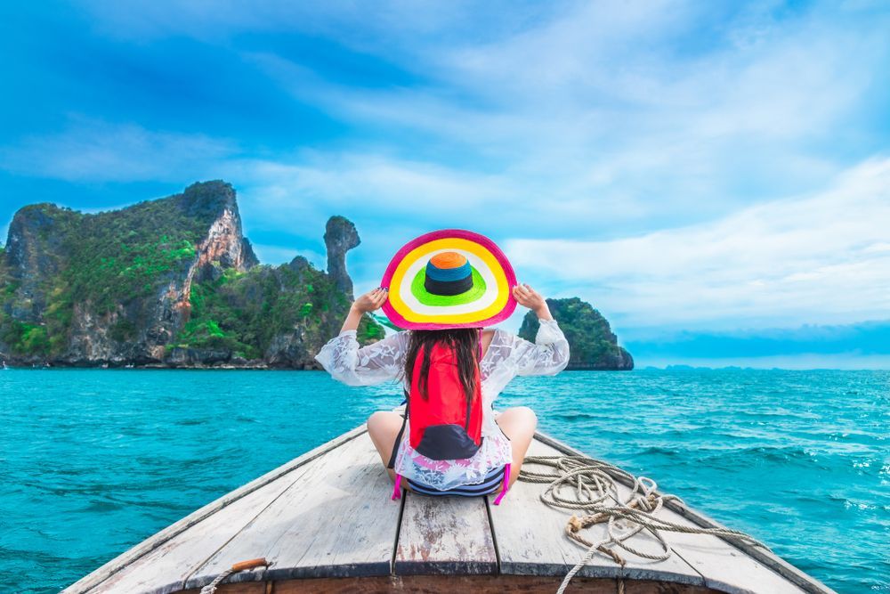 girl on travel