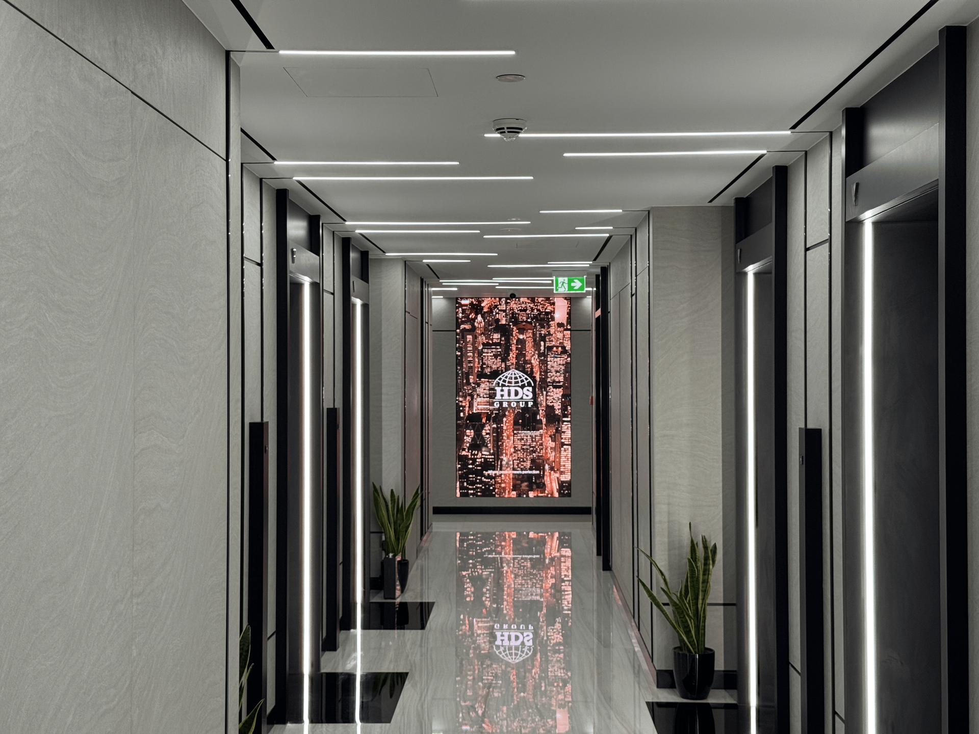 Indoor LED lighting design for offices in HDS Tower, Dubai