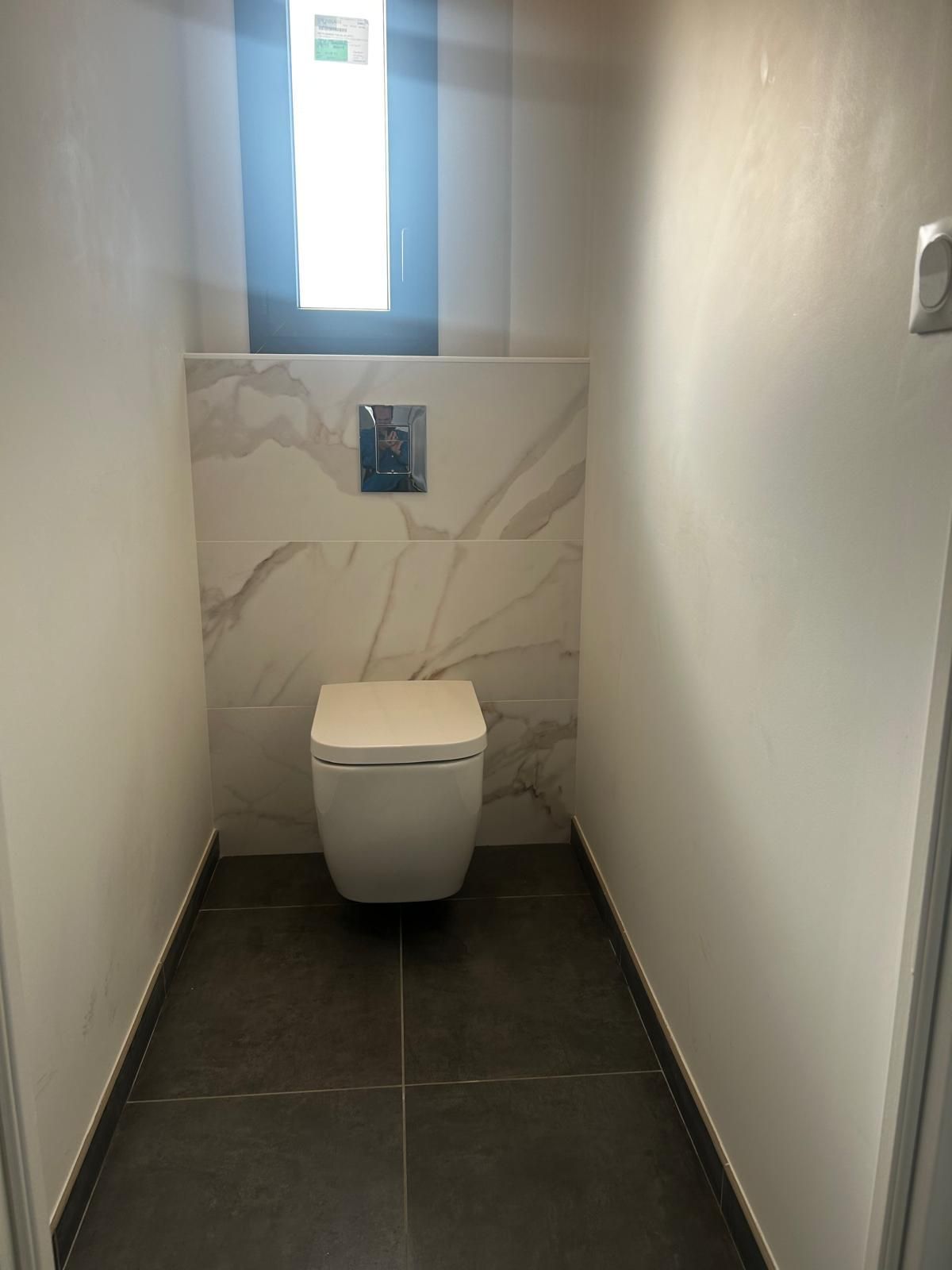 Rénovation d'un WC suspendu au hHavre