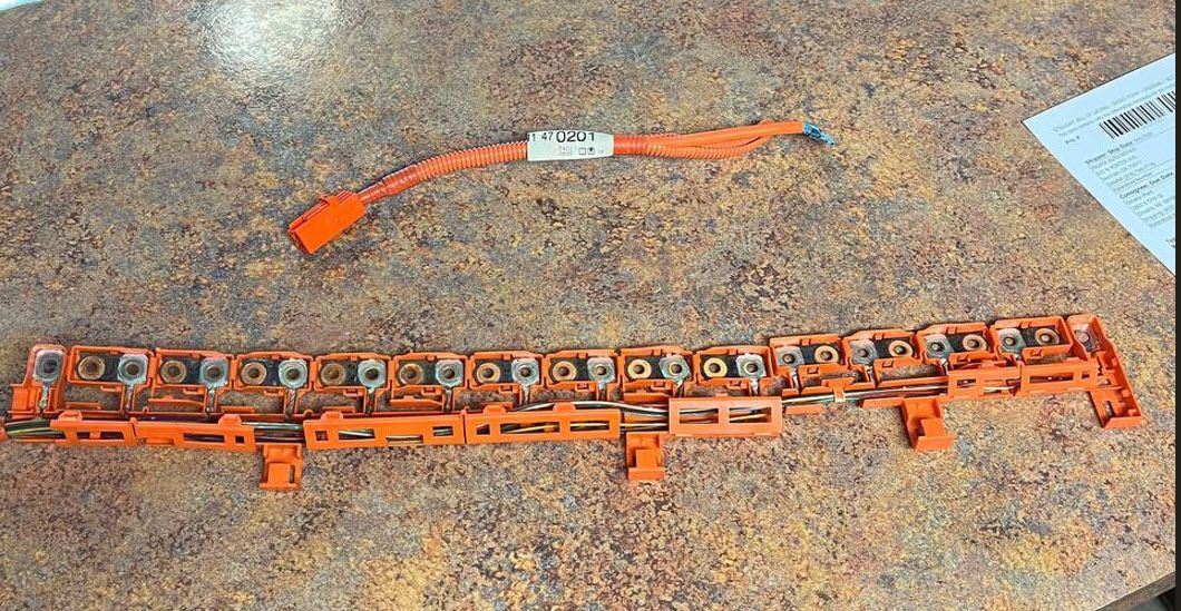 Removed Prius battery sensing components