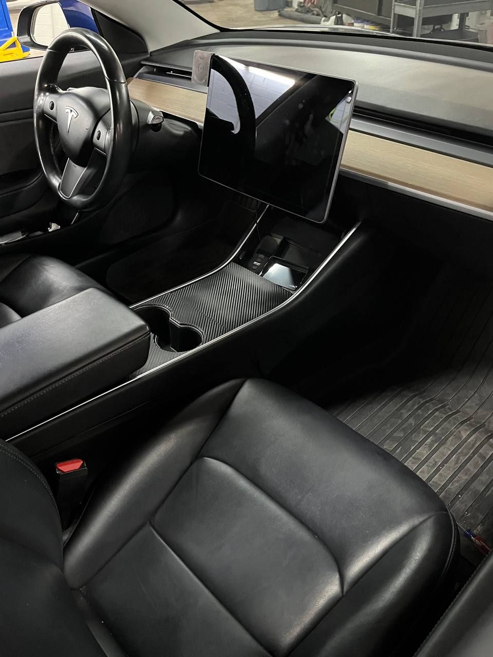 Front passenger seat in 2018 Tesla Model 3