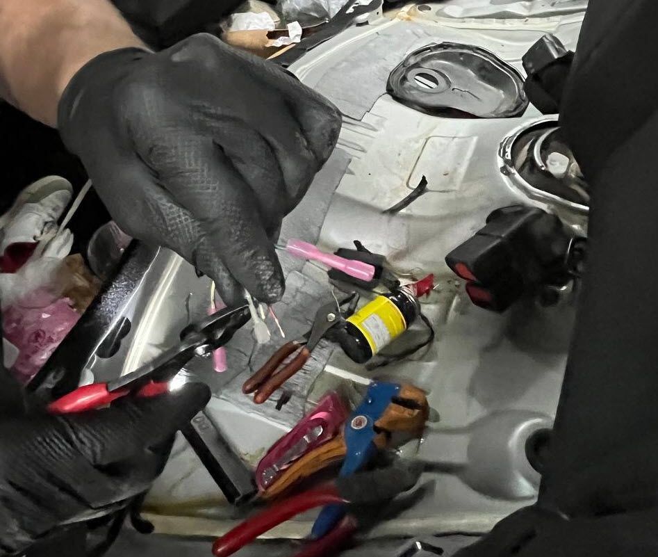 Repairing Toyota Corolla fuel pump wiring