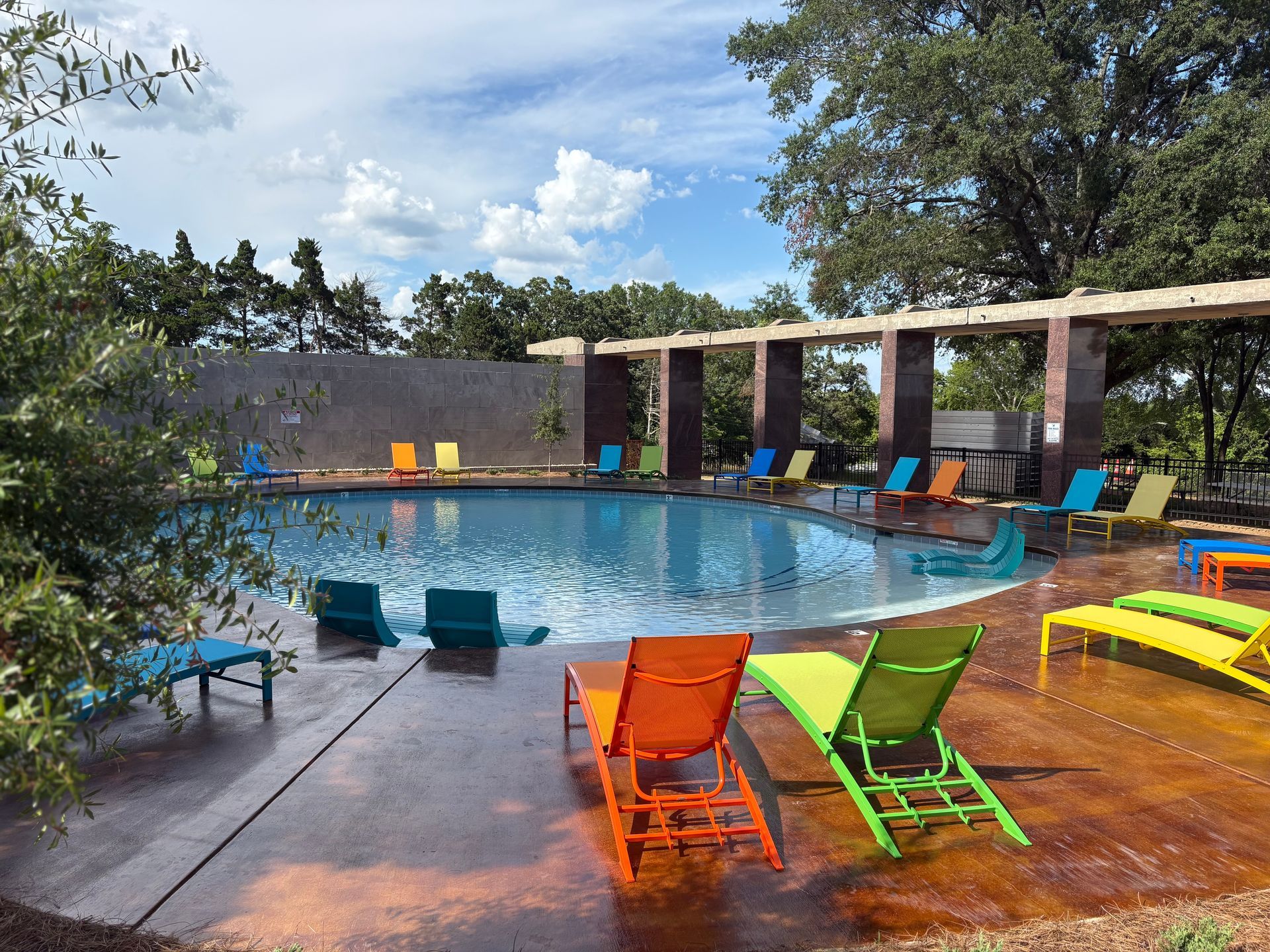 Flats at SoMa Pool