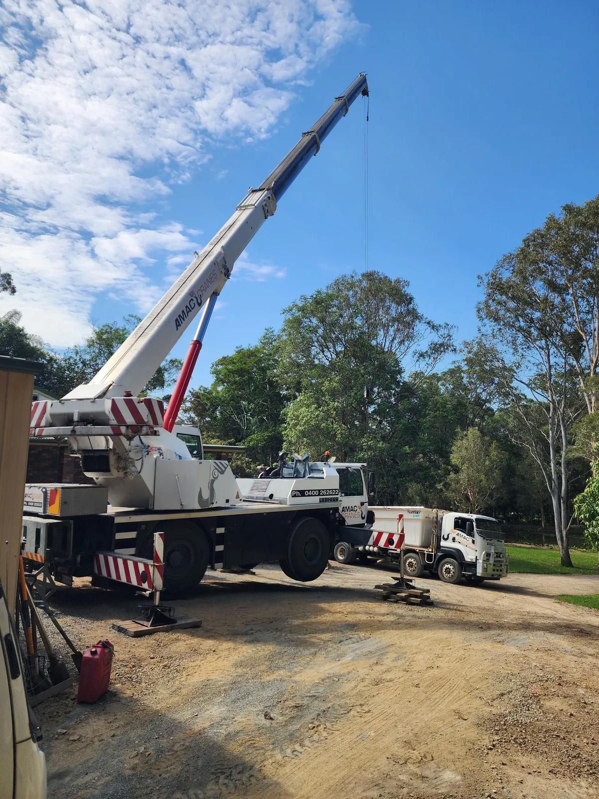 Mobile Crane Hire On The Sunshine Coast