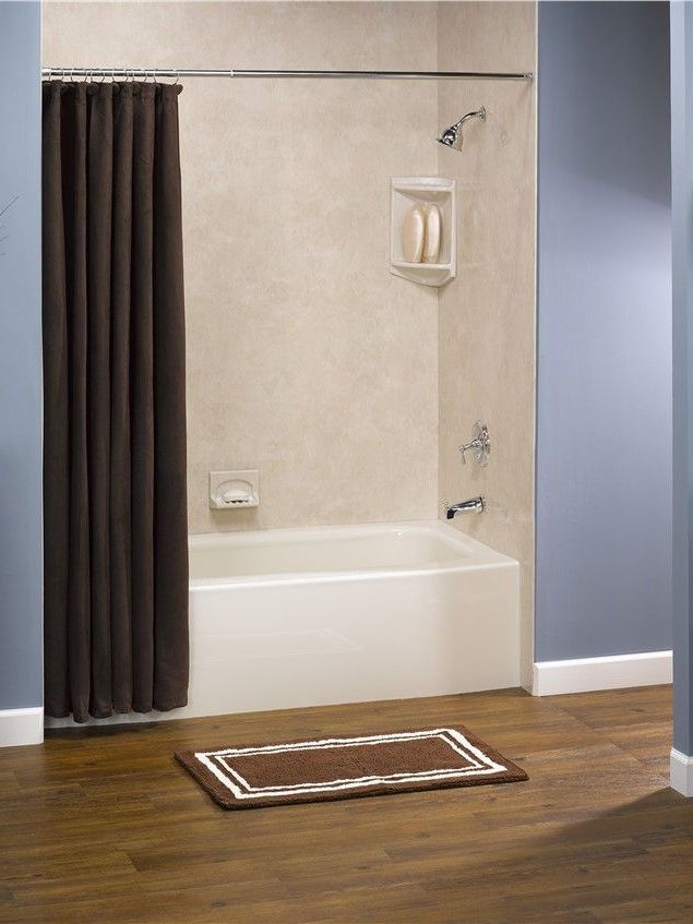 A bathroom with a bathtub and a shower curtain