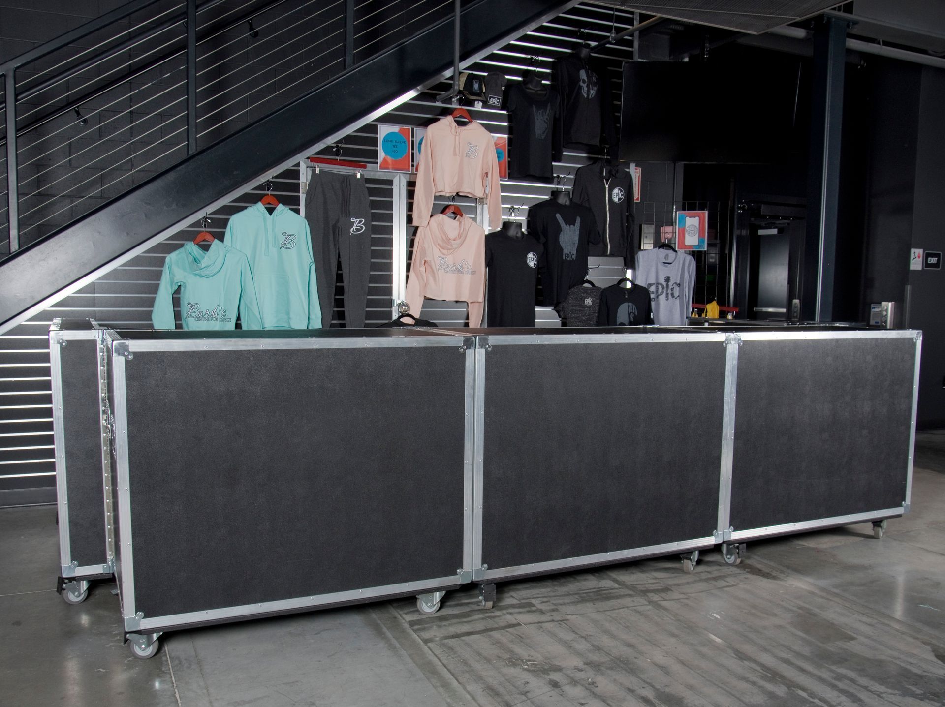 custom cabinets for commercial - 7